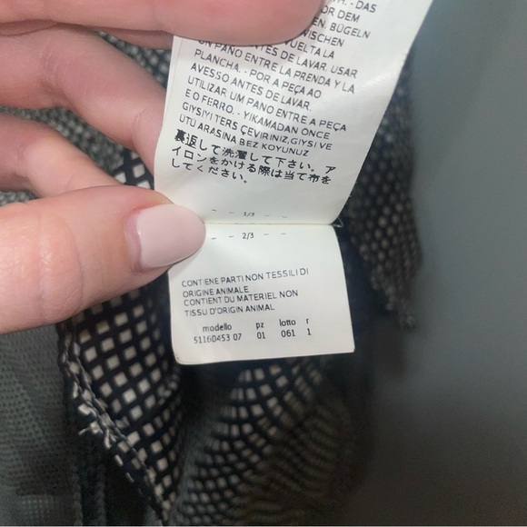 Weekend Max Mara 100% Silk Black and White Checkered Gingham Button Down Size 10 - Picture 7 of 8